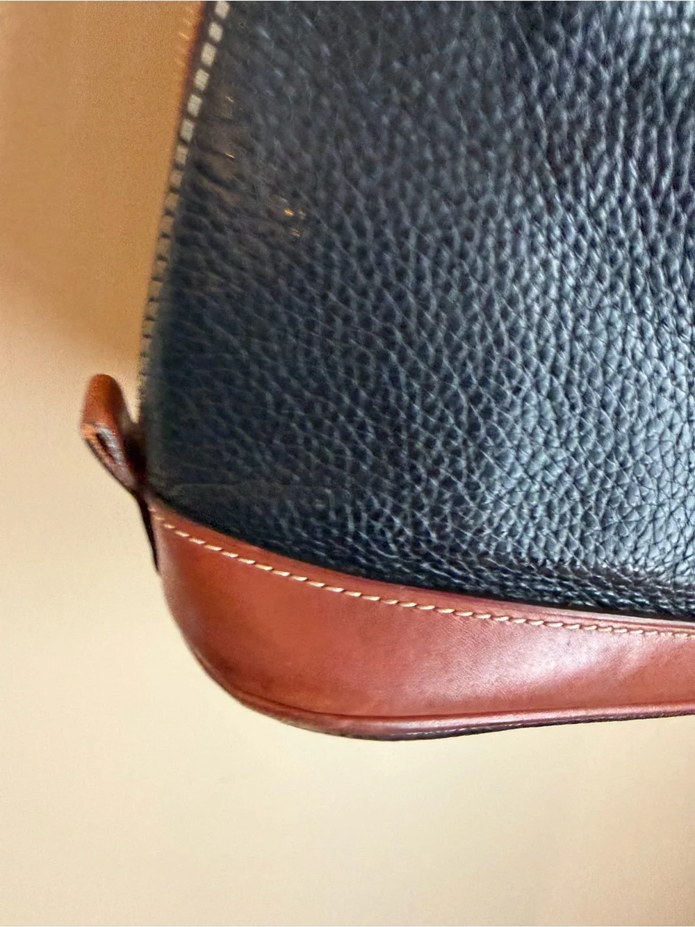 Dooney & Bourke Zip Zip Satchel Black Pebble Grain Leather Satchel Purse Handbag